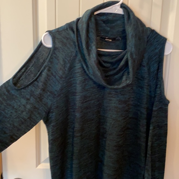 3 tops for one price - Picture 8 of 9